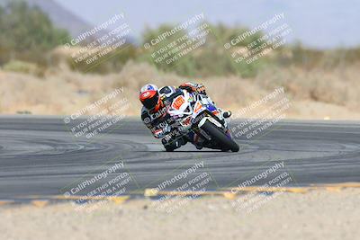 media/Oct-19-2024-CVMA (Sat) [[7df39c5a0d]]/Race 4-Formula Middleweight/
